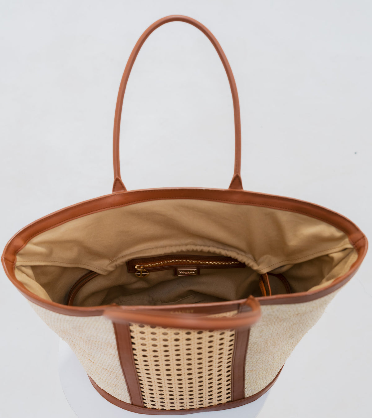 Intérieur du sac cabas LAGON avec doublure et poche zippée